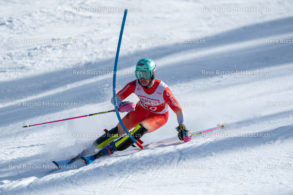 BUR02966 | René Burch leidenschaftlicher Fotograf aus Kerns in Obwalden.  Hier finden sie Sport, Landschaft und Natur Fotografie.
 - Realisiert mit Pictrs.com