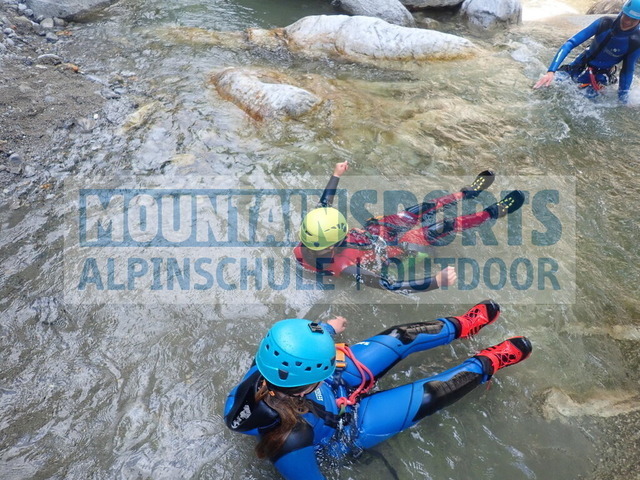 P7230178 | Bestelle die Bilder deines Berg- oder Wasser-Abenteuers mit Mountain Sports bequem von zu Hause aus direkt über unseren Online Fotoshop von pictrs.com. - Realisiert mit Pictrs.com