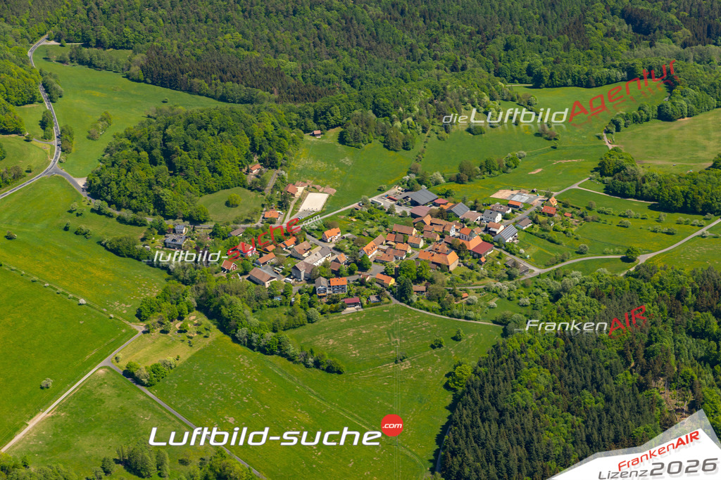 Die Luftaufnahme Kilianshof - Sandberg wurde 2022 vom Flugzeug aus (keine Drohne) erstellt. Hohe Auflösung -für große Poster und Wandbilder geeignet - Garantiert!