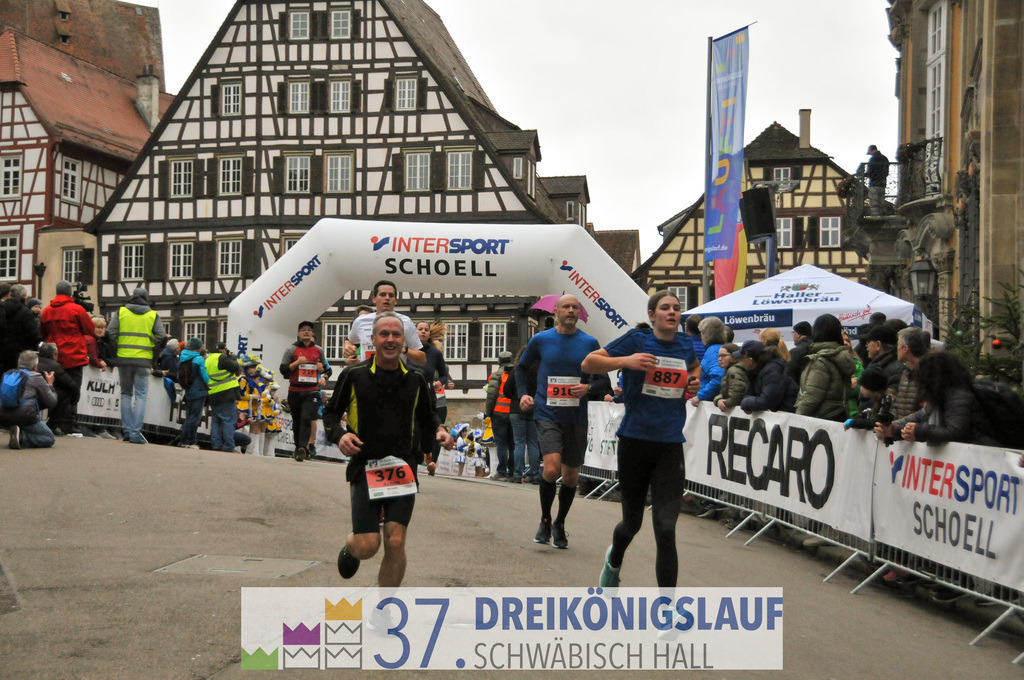 VR Bank Hauptlauf 10000m | 3 Koenigslauf 2023 - Realisiert mit Pictrs.com