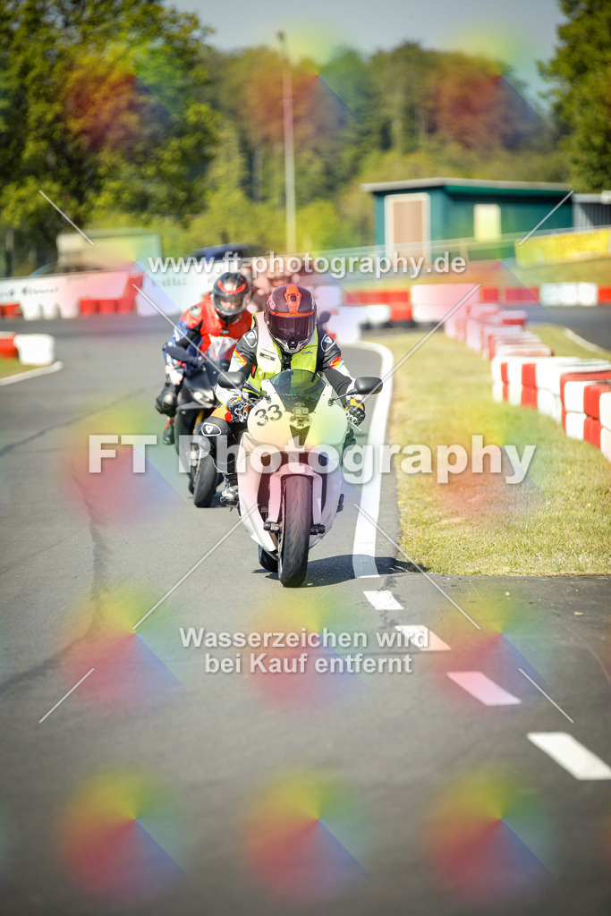 OBK_Mai_Justin_Uwe-10437 | Hier findet Ihr Bilder von Touristenfahrten auf der Nürburgring Nordschleife oder von anderen Veranstaltungen die ich besucht habe. Viel Spass beim Durch Schauen 