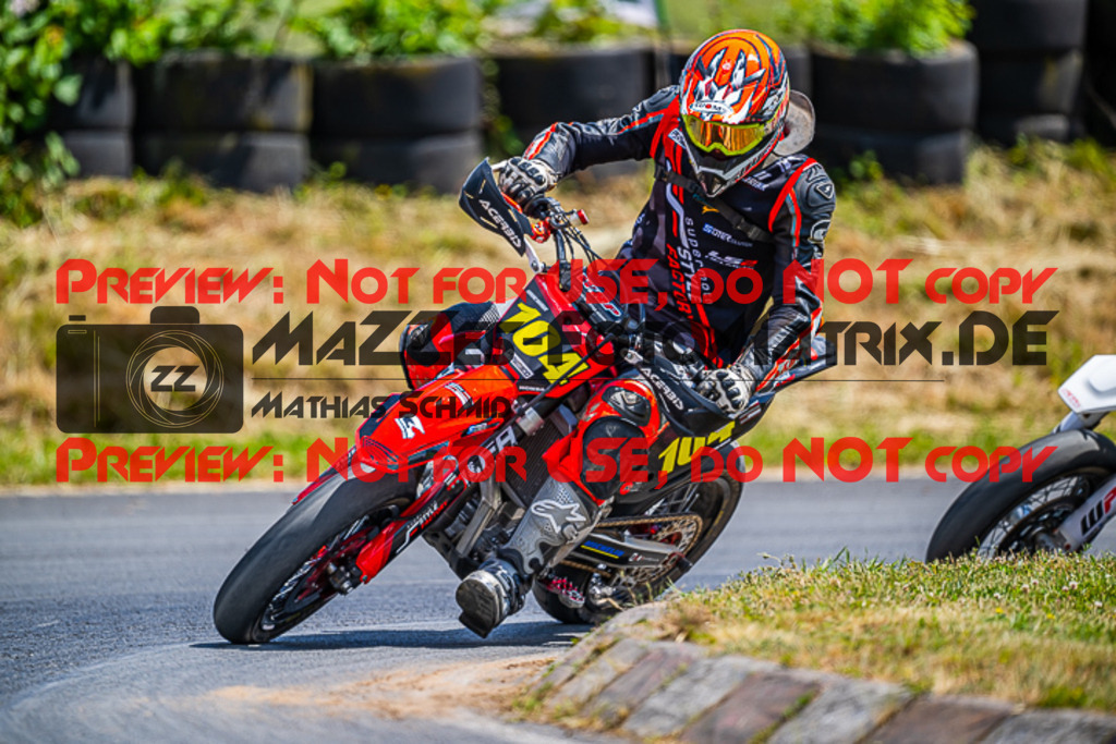 MaZZes_FotoMatrix_220529_8119 | Fotograf Mathias Schmid
Sportfotograf,
Eventfotograf,
Hochzeitsfotograf,
Portraitfotograf