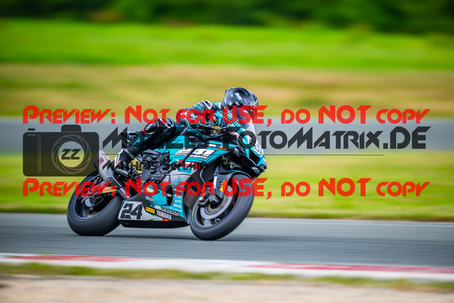 MaZZes_FotoMatrix_240726_6021986_3461 | STK