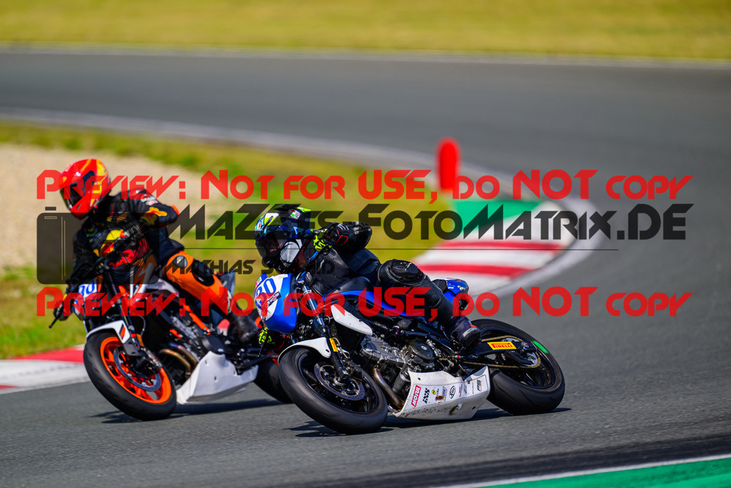 MaZZes_FotoMatrix_240725_6007705_5429 | BLAU