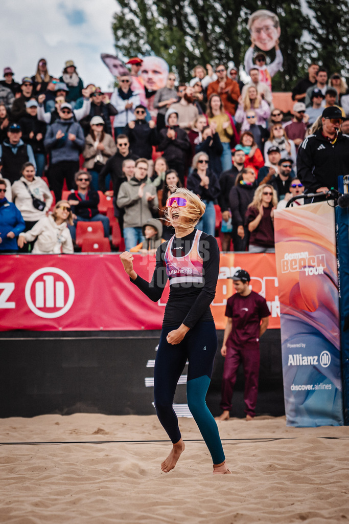 Beachvolleyball | Frauen | Allianz German Beach Tour 2025 | Tourstop Berlin | 23.08.2025 | Nele Barber jubelt
