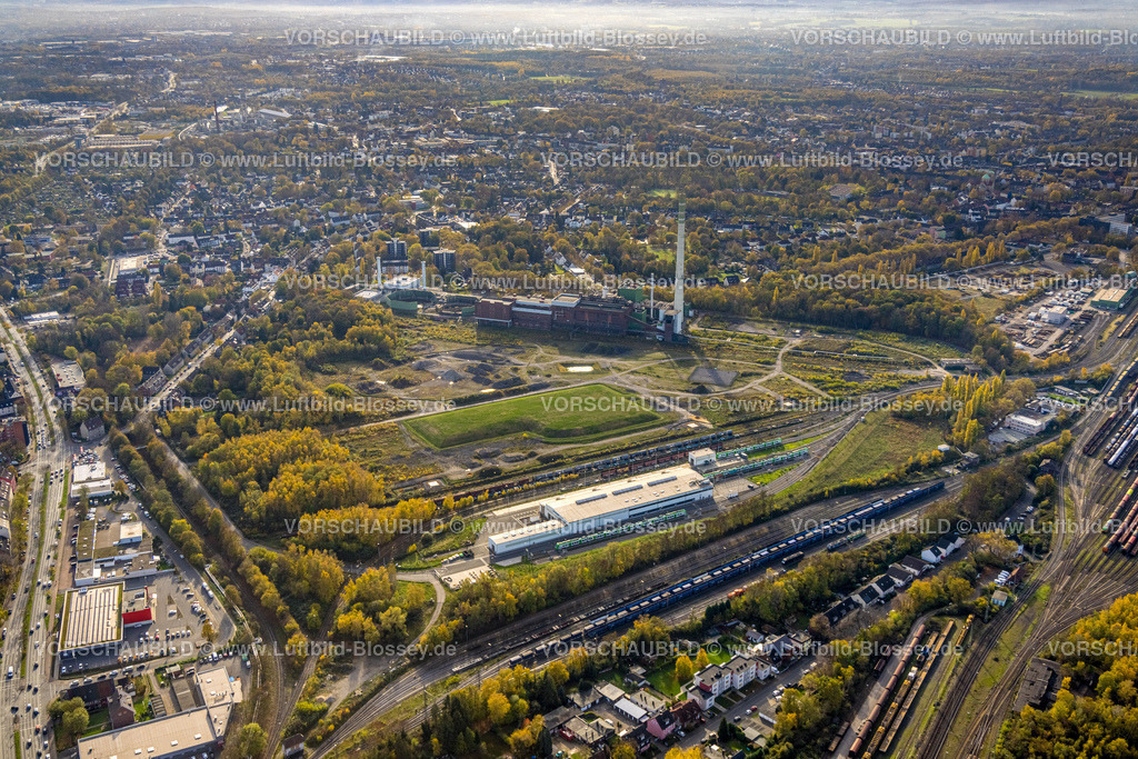 Herne221101448westlich | Luftbild, Freifläche und Baustelle, ehemaliges Bergwerkgelände General Blumenthal, ehemaliges Uniper-Kraftwerk Shamrock, Niederlassung Stadler Schienenfahrzeuge, Wanne-Süd, Herne, Ruhrgebiet, Nordrhein-Westfalen, Deutschland