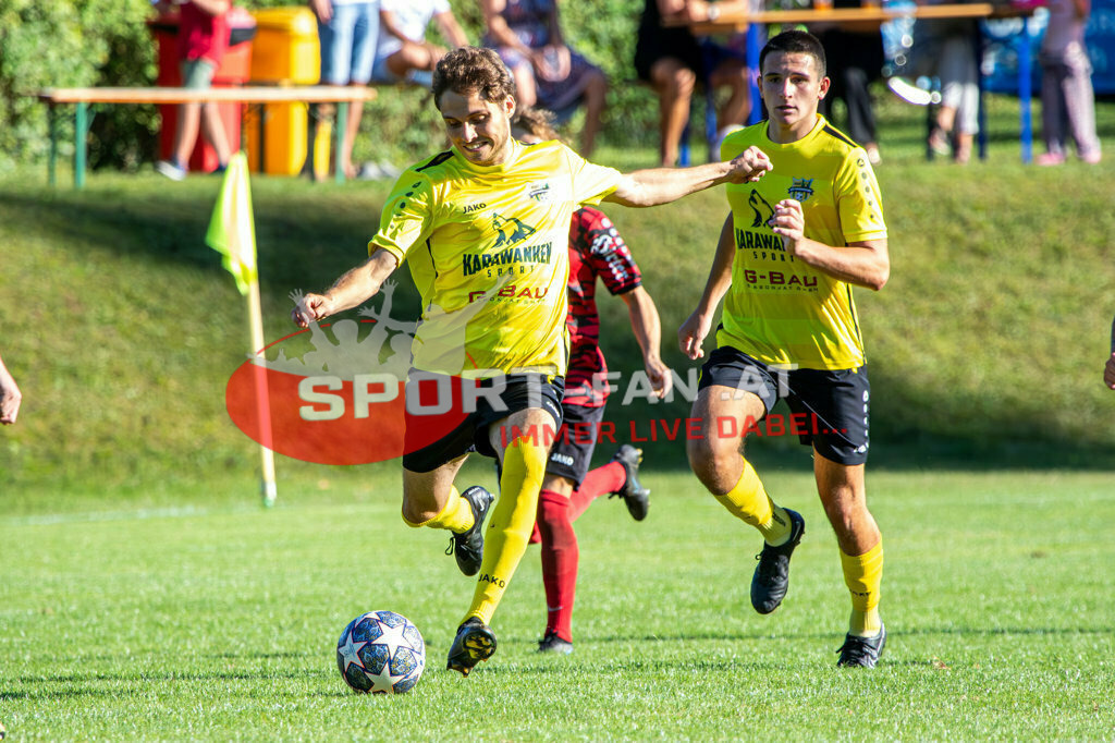 Kärntner Liga | Kärntner Liga ATUS Ferlach - ASKÖ Köttmannsdorf am 02.09.2023 in Ferlach
(Sportplatz Ferlach), Austria, (Photo by Ernst Krawagner sport-fan.at) - Realisiert mit Pictrs.com