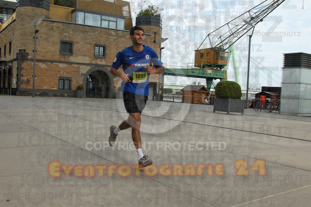 250920_1321_EV4_5299 | Sportfotografie im Rhein-Sieg Kreis, Köln, Bonn, NRW, Rheinland Pfalz, Hessen, etc. Unser Tätigkeitsfeld umfasst den Laufsport vom Volkslauf über den Marathon, Duathlon, Triathon bis zum Ultralauf wie Kölnpfad Ultra oder Schindertrail.