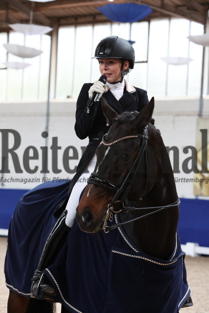 0S4A7803 | Alle Fotos der Reiterjournal Fotografin Doris Matthaes im Reiterjournal Online-Fotoshop. - Realisiert mit Pictrs.com