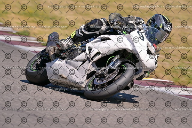 26bt05-0787 | markuskiefer.com - Realisiert mit Pictrs.com