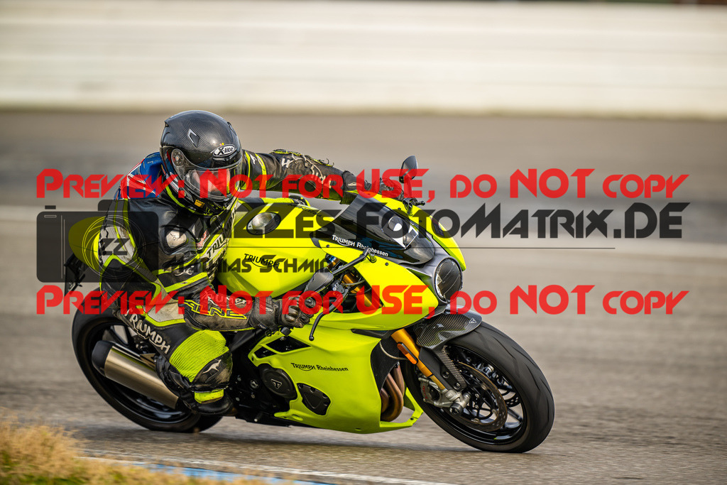 MaZZes_Fotomatrix_20240317_6021986_4718 | Fotograf Mathias Schmid
Sportfotograf,
Eventfotograf,
Hochzeitsfotograf,
Portraitfotograf