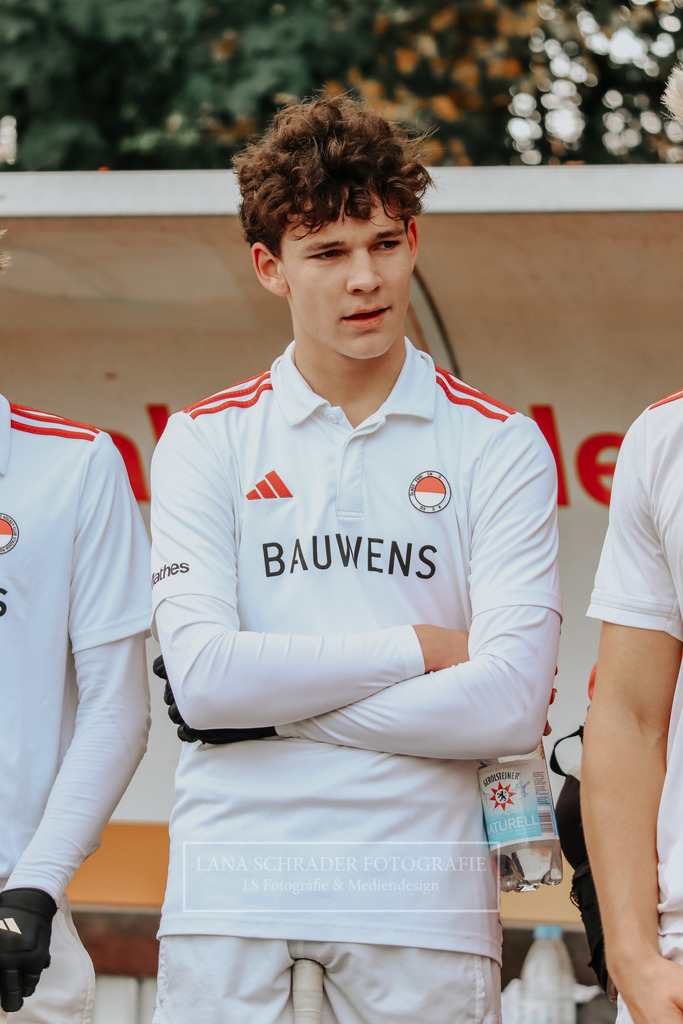 MU18_DM_ZWR_HF_RWK-KTHC_18.10.25_Köln (128 von 432) | lanaschraderfotografie - Realisiert mit Pictrs.com