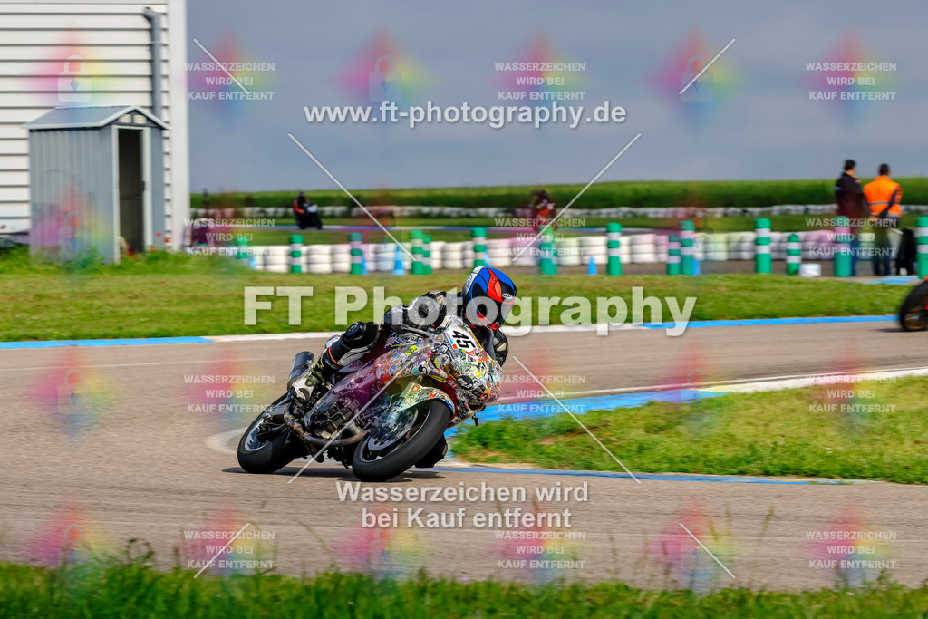 MotoTeam-8267 | Hier findet Ihr Bilder von Touristenfahrten auf der Nürburgring Nordschleife oder von anderen Veranstaltungen die ich besucht habe. Viel Spass beim Durch Schauen 