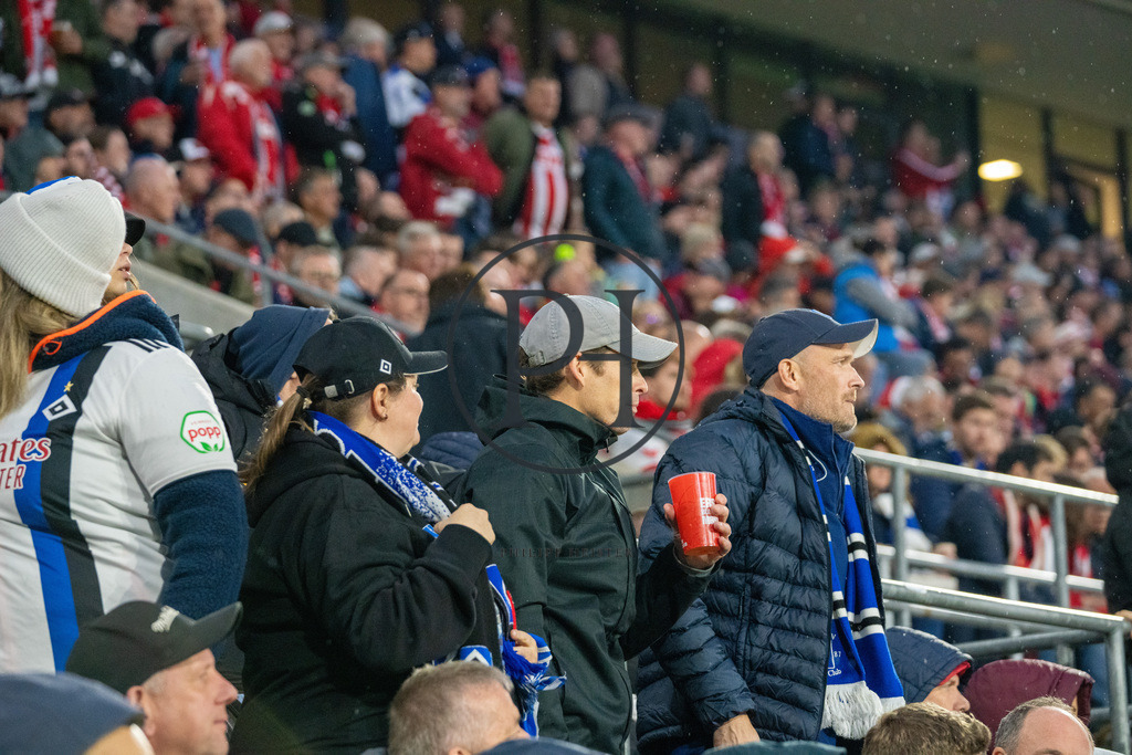 Spieltag 9 Köln - HSV_Sc-123 | Philipp-Heist - Realisiert mit Pictrs.com