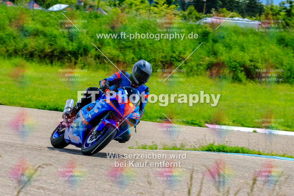 MotoTeam-0298 | Hier findet Ihr Bilder von Touristenfahrten auf der Nürburgring Nordschleife oder von anderen Veranstaltungen die ich besucht habe. Viel Spass beim Durch Schauen 