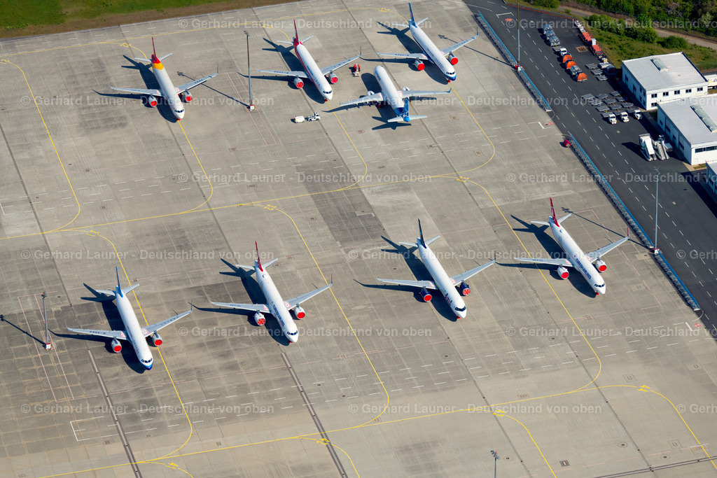 4025610 | Airbus aircrafts am Flughafen Erfurt-Weimar