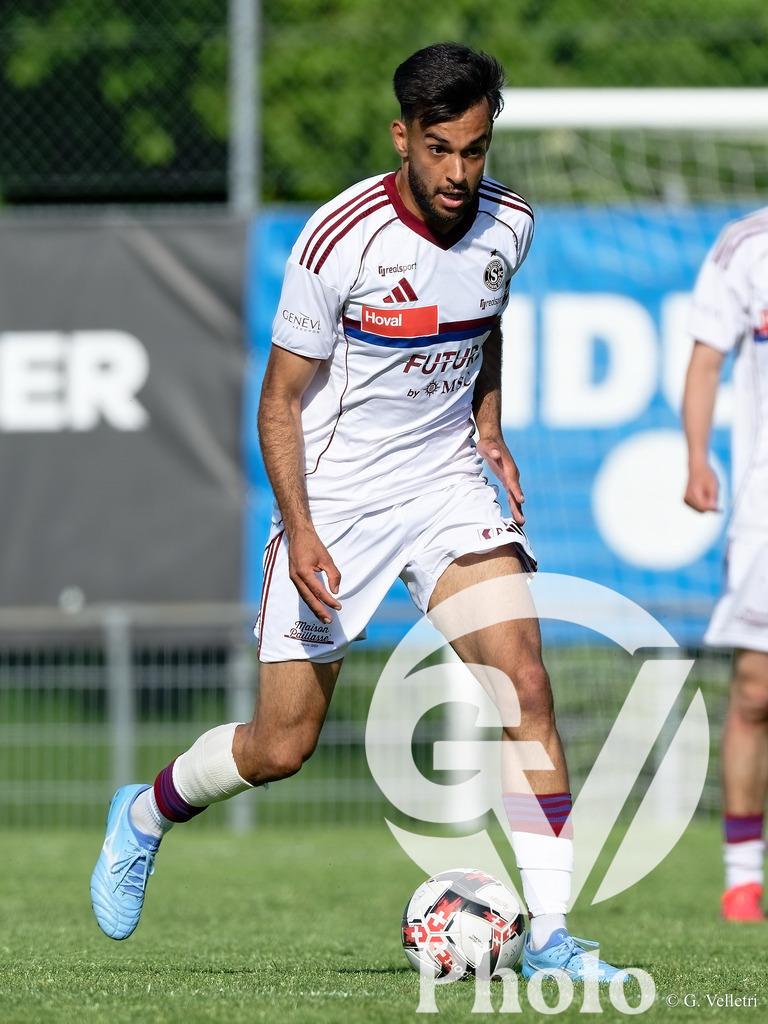 Lancy FC  v Servette FC M-21  - 1ere ligue Classic  | Geneva, Switzerland - April 25 : during the 1ere ligue Classic  match between Lancy FC  and Servette FC M-21  at Stade de Marignac on April 25 , 2026 in Geneva, Switzerland.