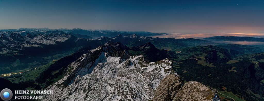 Säntis_0044 | Alle Bilder von Heinz Vonäsch Fotografie können alle zu günstigen Preisen gekauft werden! Download der Bilder, Ausdrucke, Postkarten, Tassen T-Shirts, Kalender, Alu- Dibond usw. - Realisiert mit Pictrs.com