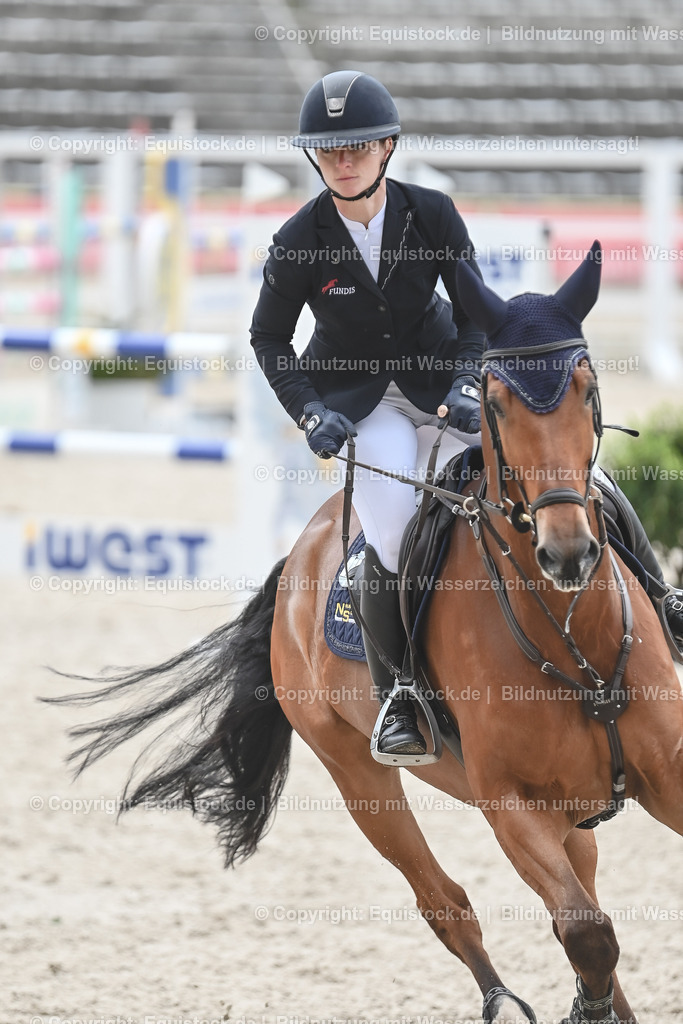 20230514_CCI4_Springen_0328 | equistock