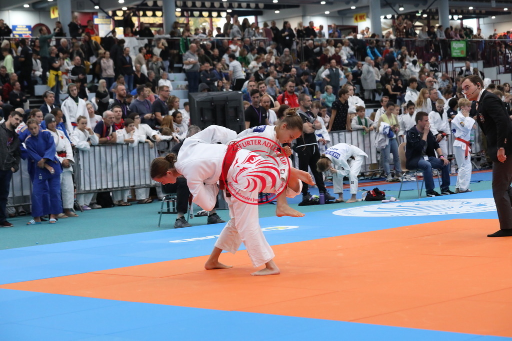 1J7A3330 | Fotos vom Adler Cup - Pictures from Adler Cup

Hier findet Ihr alle Eindrücke und großen Momente der Adler Cup Wochenenden. Here you will find all impressions and great moments of the Adler Cup weekends. - Realisiert mit Pictrs.com