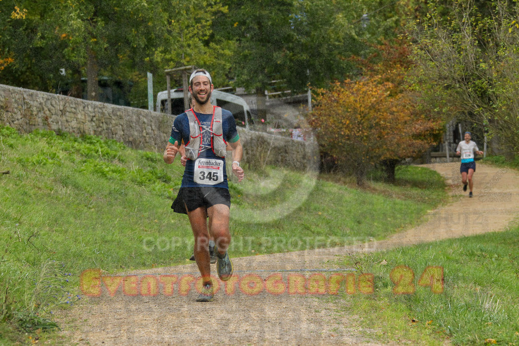 231029_1153_EV4_2396 | Sportfotografie im Rhein-Sieg Kreis, Köln, Bonn, NRW, Rheinland Pfalz, Hessen, etc. Unser Tätigkeitsfeld umfasst den Laufsport vom Volkslauf über den Marathon, Duathlon, Triathon bis zum Ultralauf wie Kölnpfad Ultra oder Schindertrail.