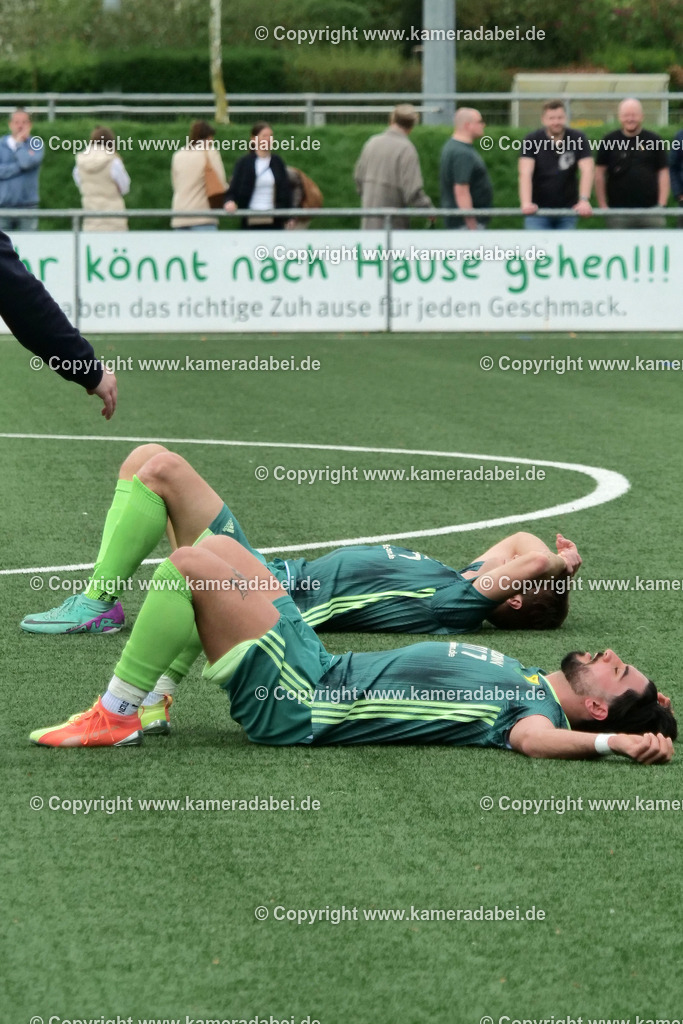 Fußball : Bezirksliga : SV 08/29 Friedrichsfeld - SUS 09 Dinslaken am 07.04.2024 | Fußball : Bezirksliga : SV 08/29 Friedrichsfeld - SUS 09 Dinslaken am 07.04.2024
 - Realisiert mit Pictrs.com