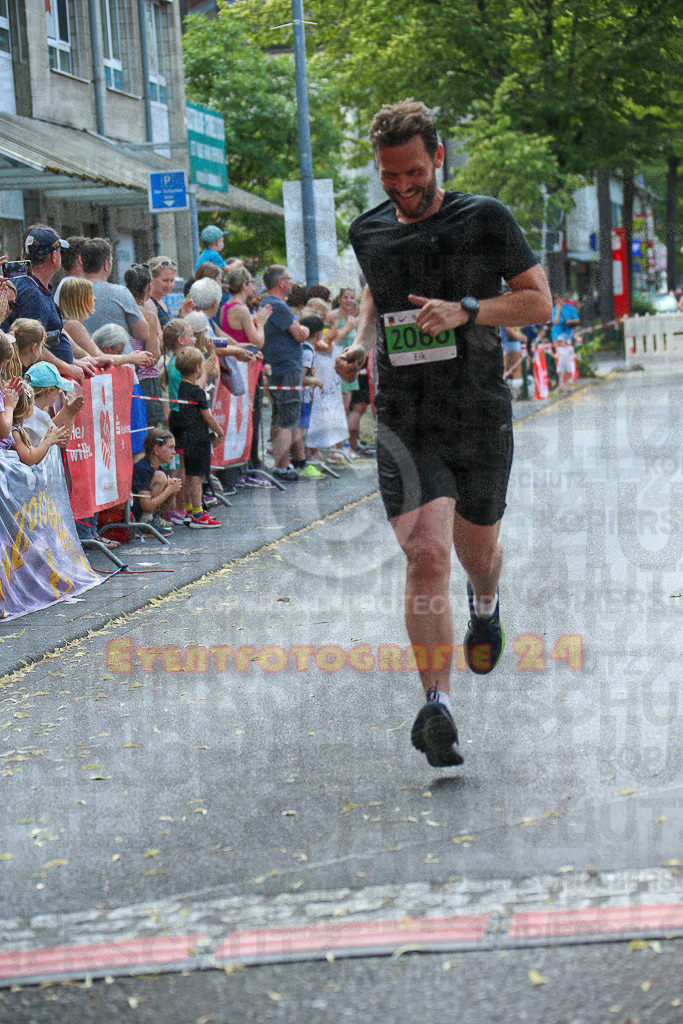 220625_1653_EX1_5293 | Sportfotografie im Rhein-Sieg Kreis, Köln, Bonn, NRW, Rheinland Pfalz, Hessen, etc. Unser Tätigkeitsfeld umfasst den Laufsport vom Volkslauf über den Marathon, Duathlon, Triathon bis zum Ultralauf wie Kölnpfad Ultra oder Schindertrail.