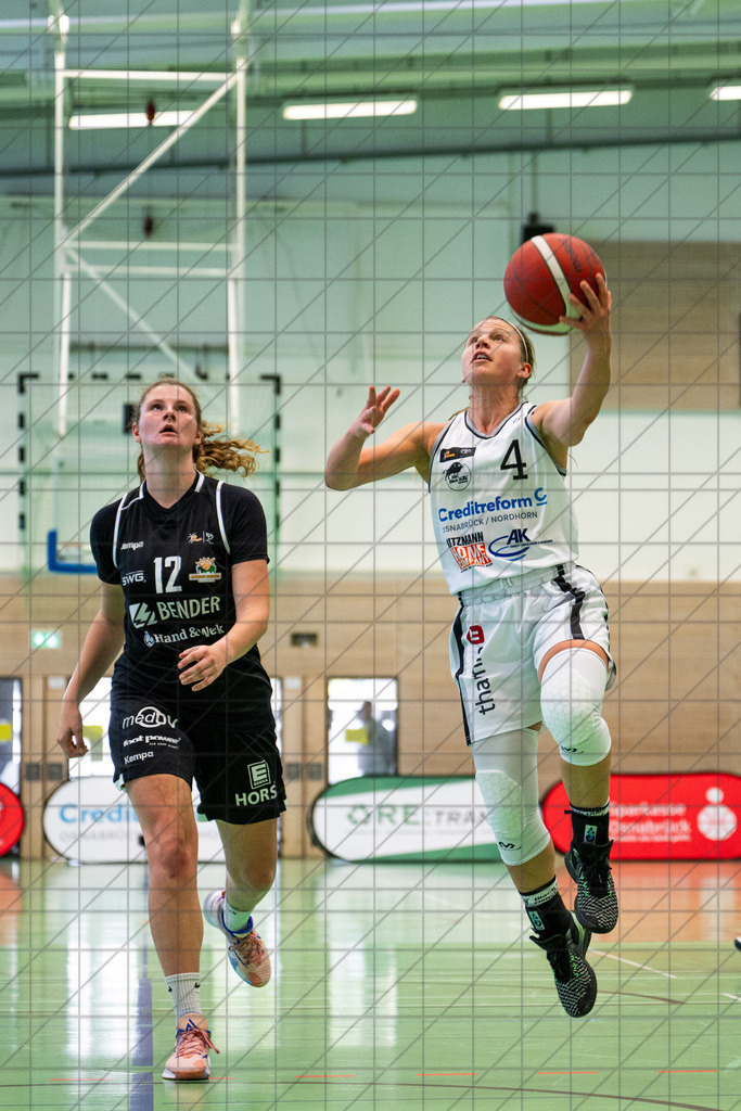 2. DBBL Nord 24/25 | 06.10.2024 | BBC OS vs. Bender Baskets Grünberg | 2. DBBL Nord 24/25 | 06.10.2024 | BBC OS vs. Bender Baskets Grünberg - - - - - CREDIT, www.bullenfotos.de, Martin König, Hörner Weg 40, D-49078 Osnabrück, +4917663732967, Nutzung und Weitergabe nur zu den vereinbarten Zwecken. Presseanfragen an Urheber. Alle Rechte beim Urheber. - - - - - - Realisiert mit Pictrs.com