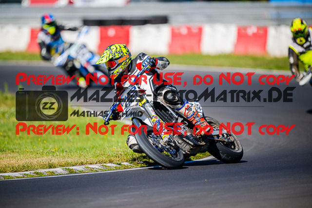 MaZZes_FotoMatrix_220703_7169 | UE40