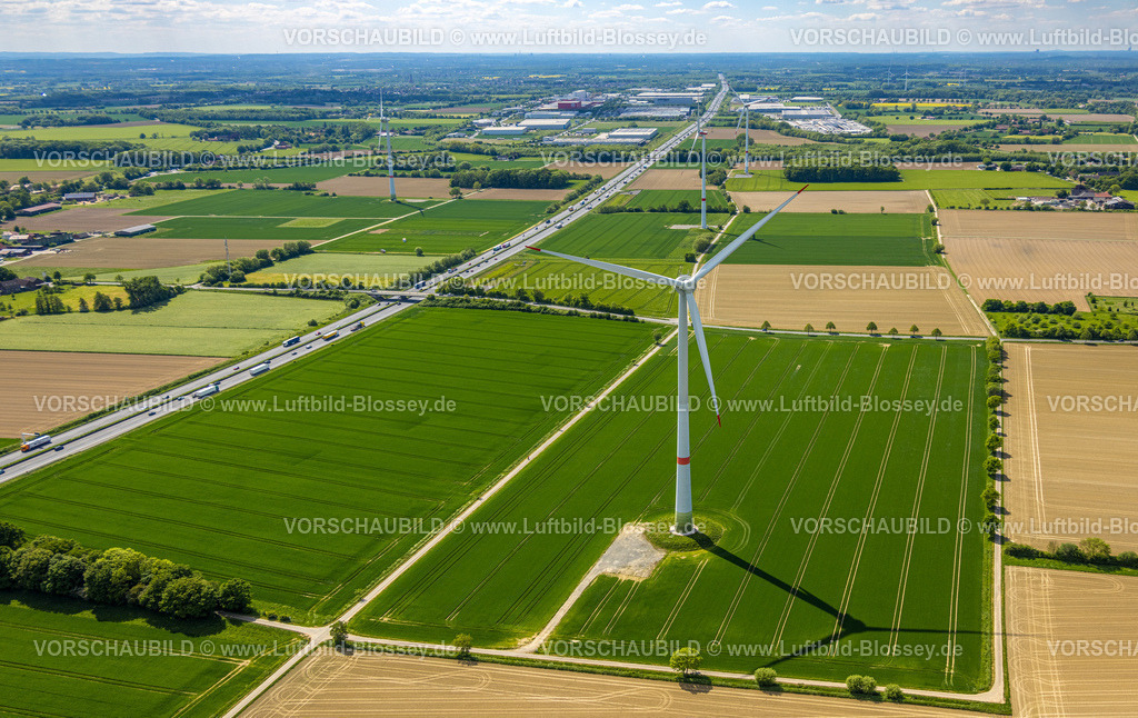 Hamm250500134 | Luftbild, Hellweg und Windräder auf einem Feld an der Autobahn A2, Stadtbezirk Rhynern, Hamm, Ruhrgebiet, Nordrhein-Westfalen, Deutschland
