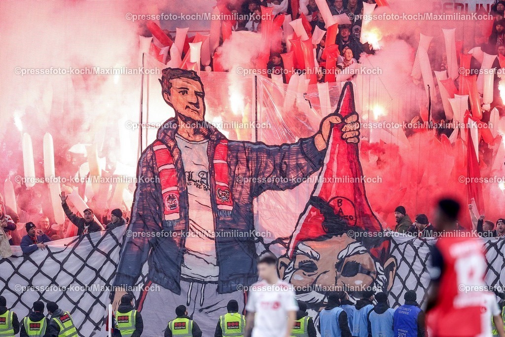 DFB05022501014 | 05.02.2025, Fußball, DFB-Pokal Viertelfinale, Bayer 04 Leverkusen - 1.FC Köln, BayArena, Saison 2024 2025: Feature Choreografie der Kölner im Gästeblock - Banner Wachst über euch hinaus und besiegt den ZwergDFB regulations prohibit any use of photographs as image sequences and or quasi-video.