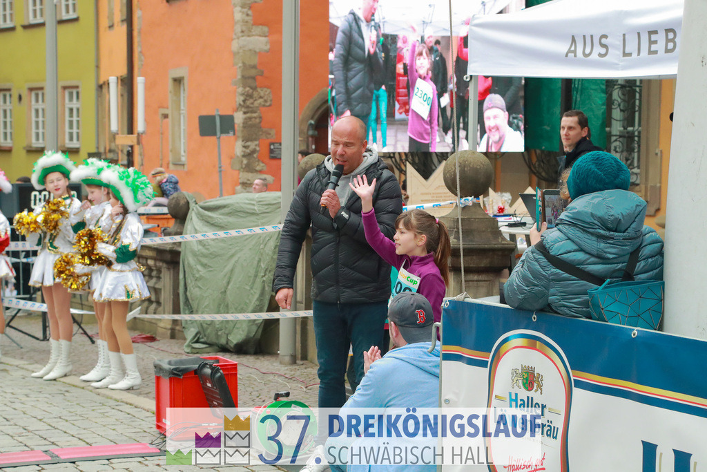 AOK JuniorCup 400m | 3Koenigslauf 2023 - Realisiert mit Pictrs.com