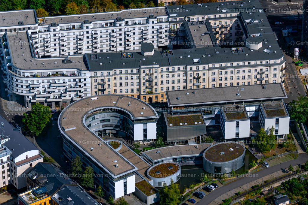 4041667 | LEIPZIG 15.09.2020 Forschungs- Gebäude und Bürokomplex " Max-Planck-Institut für Kognitions- und Neurowissenschaften " an der Stephanstraße im Ortsteil Zentrum-Südost in Leipzig im Bundesland Sachsen, Deutschland. Weiterführende Informationen bei: Max-Planck-Gesellschaft zur Förderung der Wissenschaften e.V.. // Research building and office complex " Max-Planck-Institut fuer Kognitions- and Neurowissenschaften " on the Stephanstrasse in the district Zentrum-Suedost in Leipzig in the state Saxony, Germany. Further information at: Max-Planck-Gesellschaft zur Foerderung der Wissenschaften e.V.. Foto: Gerhard Launer