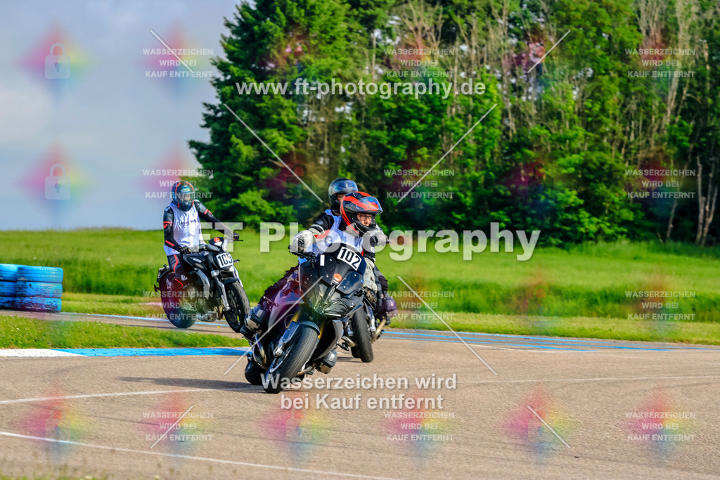 MotoTeam-8369 | Hier findet Ihr Bilder von Touristenfahrten auf der Nürburgring Nordschleife oder von anderen Veranstaltungen die ich besucht habe. Viel Spass beim Durch Schauen 