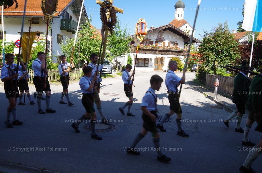 IMGP5272 | fotografiert von Axel PollmannLeonhardi Wallfahrt Benediktbeuern und Murnau, Fronleichnam, Fasching, Landschaft im Loisachtal und Benediktbeuern  - Realisiert mit Pictrs.com