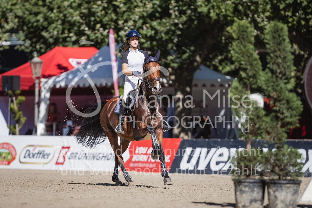 230907_OWLCh_Amateur-L-821 | Deine schönsten Turniermomente als professionelle Fotos! Entdecke hochwertige Pferdesport-Fotografie im Online-Shop. Jetzt Fotos finden & bestellen!