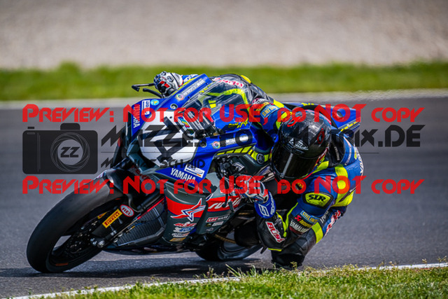 MaZZes_FotoMatrix_220506_90569 | Fotograf Mathias Schmid
Sportfotograf,
Eventfotograf,
Hochzeitsfotograf,
Portraitfotograf