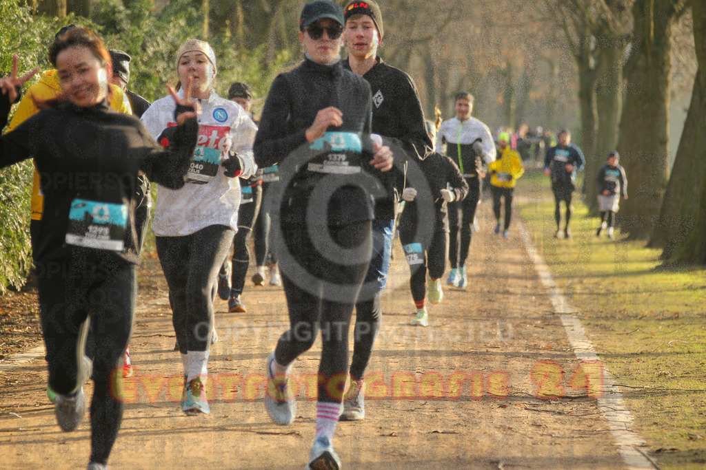 241231_1020_EV4_3887 | Sportfotografie im Rhein-Sieg Kreis, Köln, Bonn, NRW, Rheinland Pfalz, Hessen, etc. Unser Tätigkeitsfeld umfasst den Laufsport vom Volkslauf über den Marathon, Duathlon, Triathon bis zum Ultralauf wie Kölnpfad Ultra oder Schindertrail.