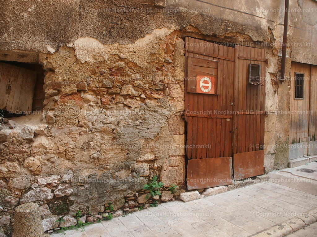 PA272089 | photograph1 - Realisiert mit Pictrs.com