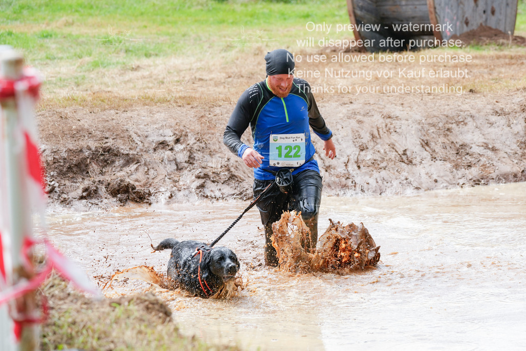 Schlamm_mit_Hund (85 von 460) | stephaniefillaphotographie - Realisiert mit Pictrs.com