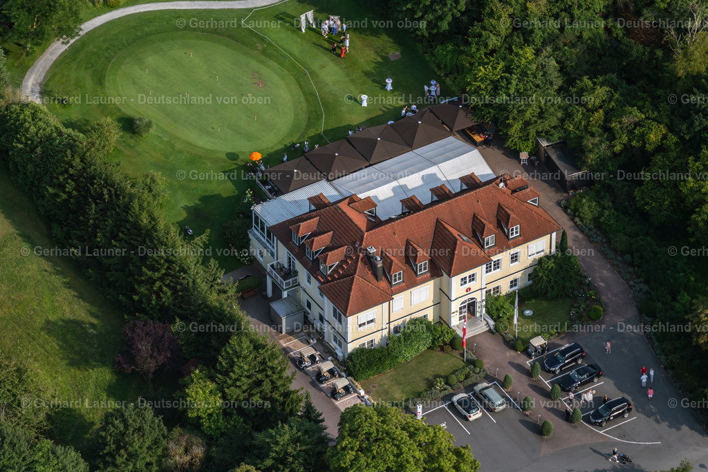 4047855 | WüRZBURG 21.08.2021 Gelände des Golfplatz des Golf Club Würzburg e.V. im Ortsteil Heidingsfeld in Würzburg im Bundesland Bayern, Deutschland. // Grounds of the Golf course at of Golf Club Wuerzburg e.V. in the district Heidingsfeld in Wuerzburg in the state Bavaria, Germany. Foto: Gerhard Launer