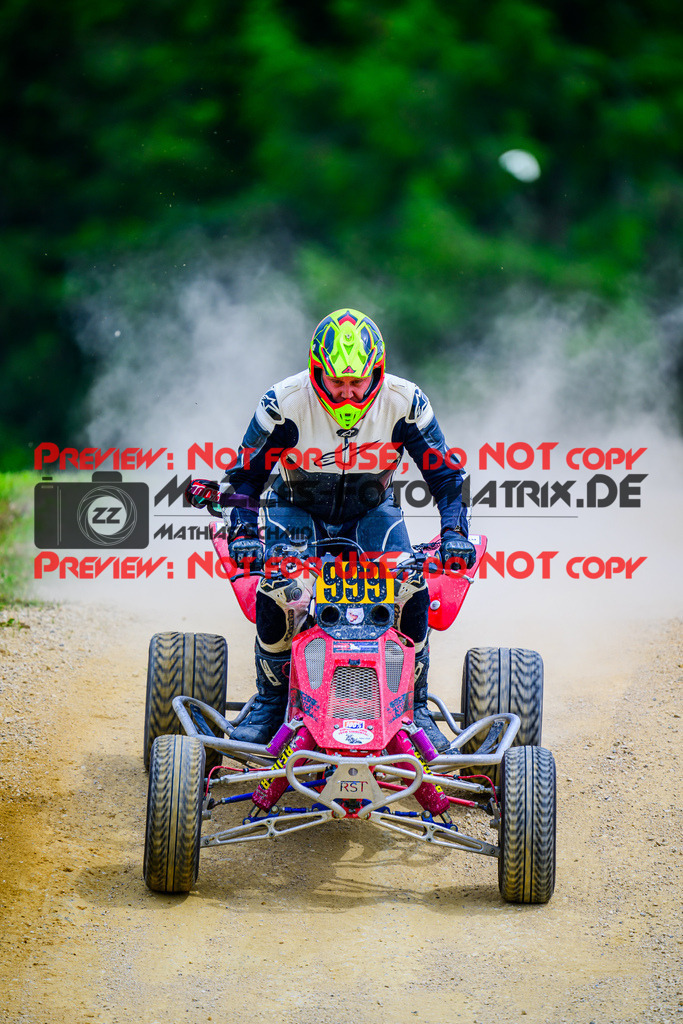 MaZZes_FotoMatrix_240608_6007705_6905 | QUAD