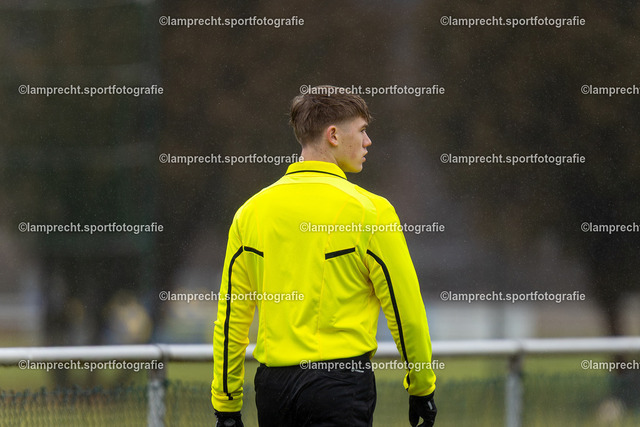 Fußball I Herren I Saison 2025-2026 I Landesfreundschaftsspiel I SC Rönnau - SSG Rot-Schwarz Kiel 034 | Finn-Aaron Guckel (2. Assistent) - Realisiert mit Pictrs.com