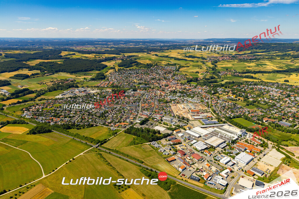 Die Luftaufnahme Gewerbegebiet - Neunkirchen am Brand wurde 2022 vom Flugzeug aus (keine Drohne) erstellt. Hohe Auflösung -für große Poster und Wandbilder geeignet - Garantiert!