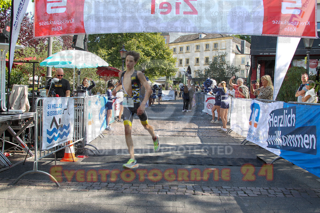 250824_1134_EV4_8967 | Sportfotografie im Rhein-Sieg Kreis, Köln, Bonn, NRW, Rheinland Pfalz, Hessen, etc. Unser Tätigkeitsfeld umfasst den Laufsport vom Volkslauf über den Marathon, Duathlon, Triathon bis zum Ultralauf wie Kölnpfad Ultra oder Schindertrail.