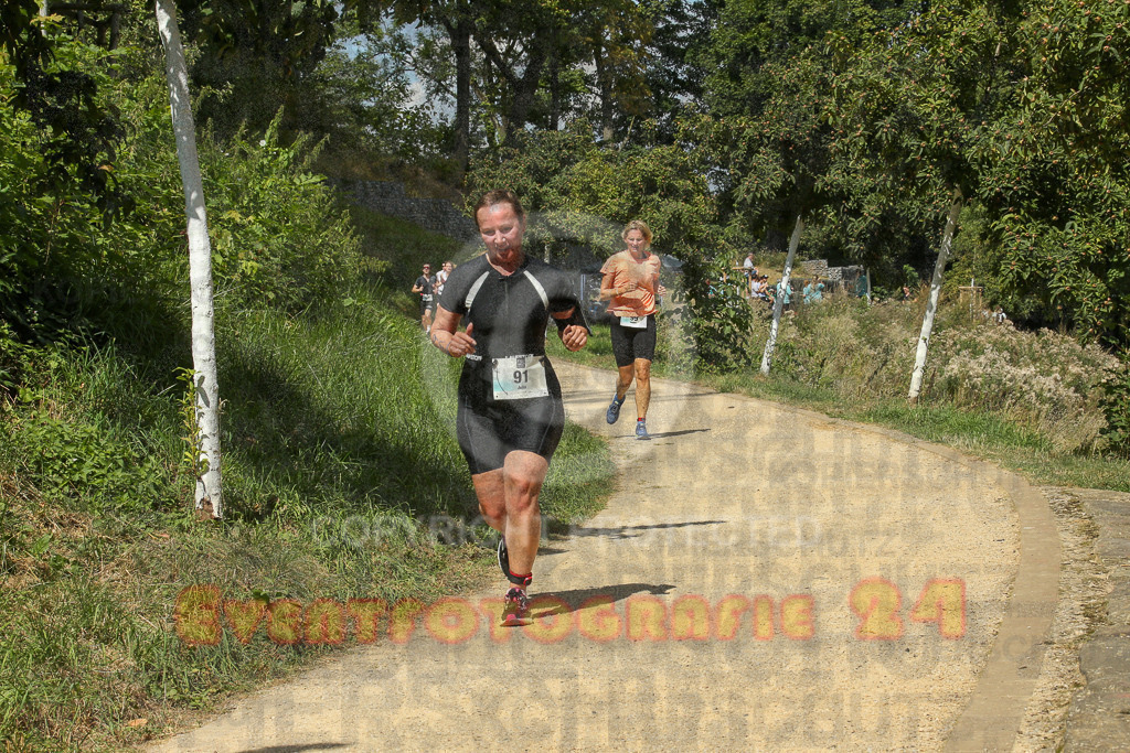250824_1246_EX1_0438 | Sportfotografie im Rhein-Sieg Kreis, Köln, Bonn, NRW, Rheinland Pfalz, Hessen, etc. Unser Tätigkeitsfeld umfasst den Laufsport vom Volkslauf über den Marathon, Duathlon, Triathon bis zum Ultralauf wie Kölnpfad Ultra oder Schindertrail.