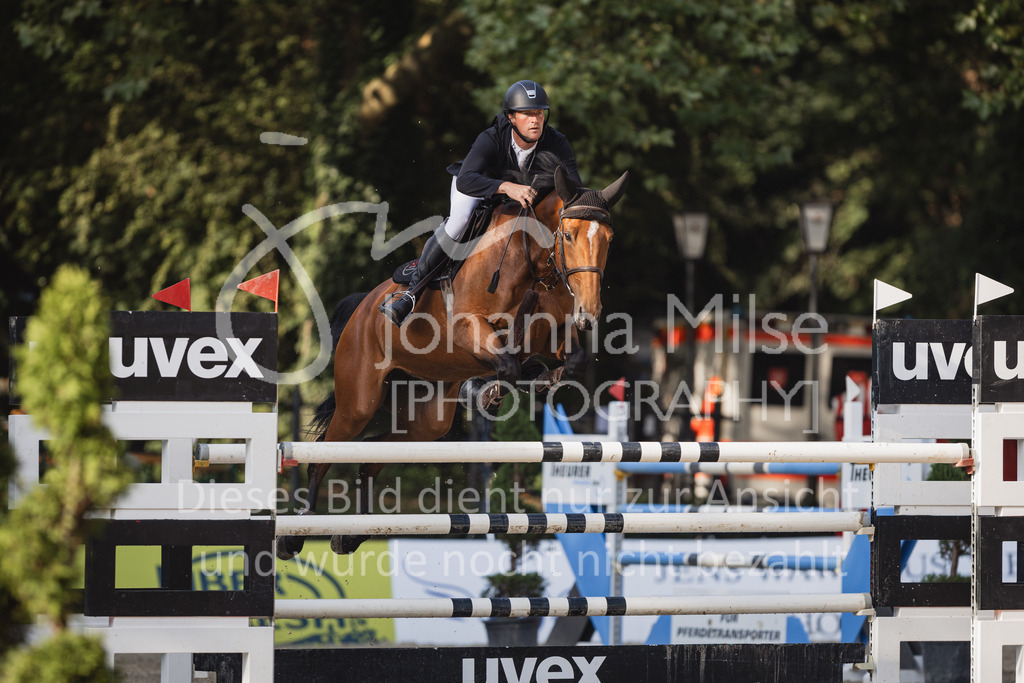 230910_OWLCh_Youngster8y-836 | Deine schönsten Turniermomente als professionelle Fotos! Entdecke hochwertige Pferdesport-Fotografie im Online-Shop. Jetzt Fotos finden & bestellen!