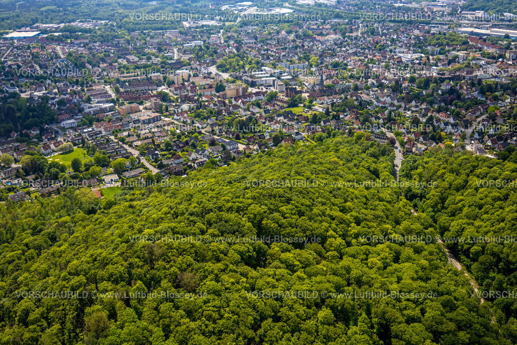 Bielefeld240505173TeutoburgerWald | Luftbild, Teutoburger Wald, Bodelschwinghstraße mit Blick auf Wohngebiet Ortsteil Brackwede, Stadtbezirk Gadderbaum, Bielefeld, Ostwestfalen, Nordrhein-Westfalen, Deutschland