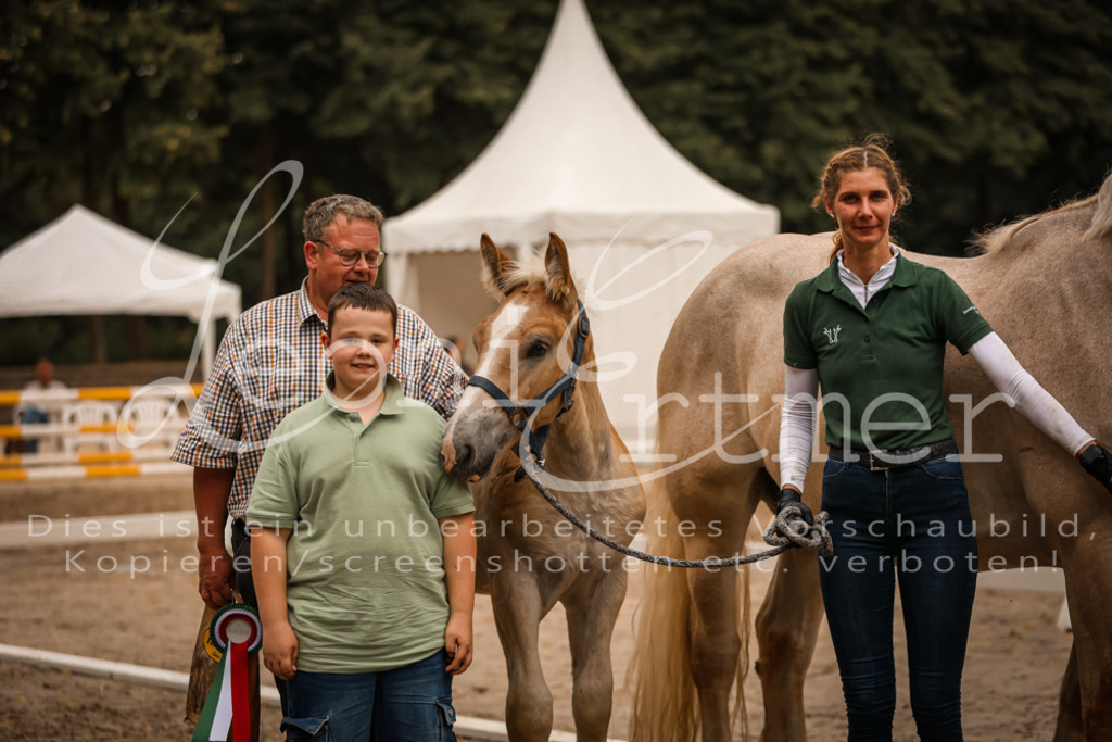 SaHF00138 | Leoni Ertmer Photography - Realisiert mit Pictrs.com