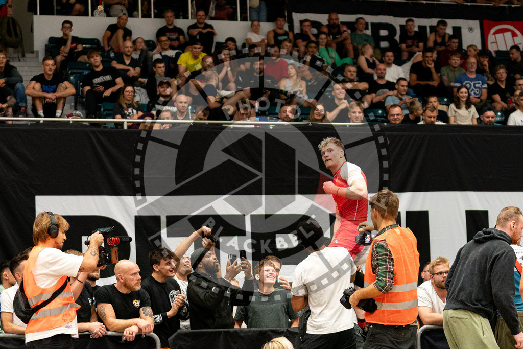 20230916PBB5203 | Fighters compete during the grappling tournement ADCC Trials (European, Middle East and African Championship) in Warsaw, Poland, on September 16, 2023.